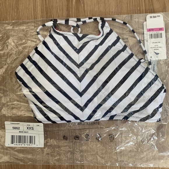 Tommy Bahama Channel Surfing Reversible High-Neck Halter Bikini Top in Mare Navy - Picture 3 of 6